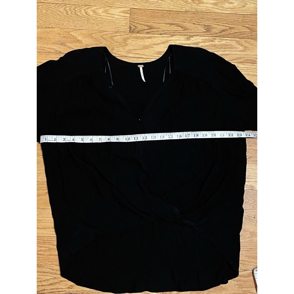 FREE PEOPLE Women's Check On It Wrap Top Black Balloon Sleeve Draped Blouse Sz L - Picture 9 of 13